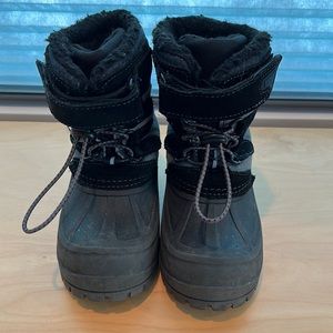 Khombu Winter Boots, Toddler Size 11